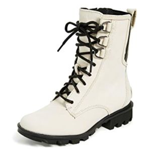 Sorel size 9 PHOENIX waterproof leather lace and zip mid calf lugged sole boots